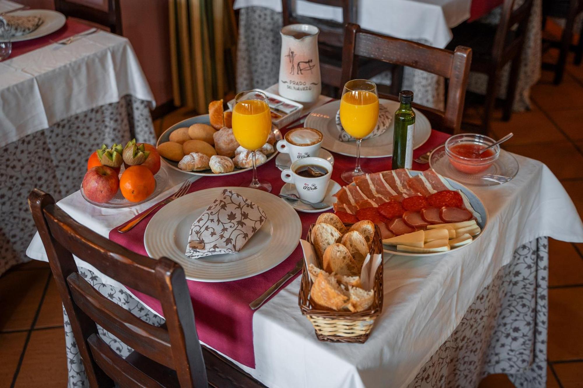 Hotel - Restaurante Prado Del Navazo Albarracín Eksteriør billede