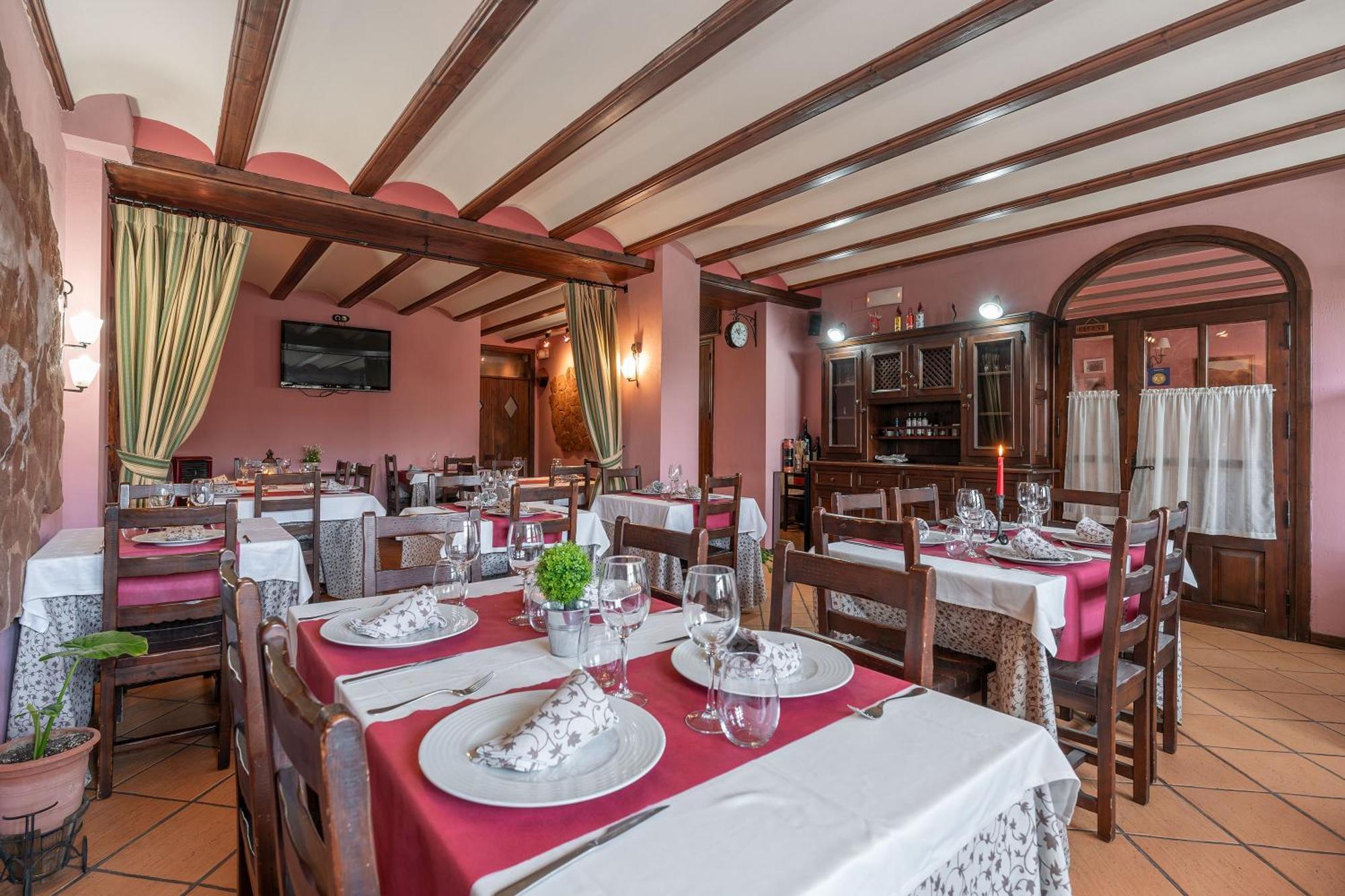Hotel - Restaurante Prado Del Navazo Albarracín Eksteriør billede