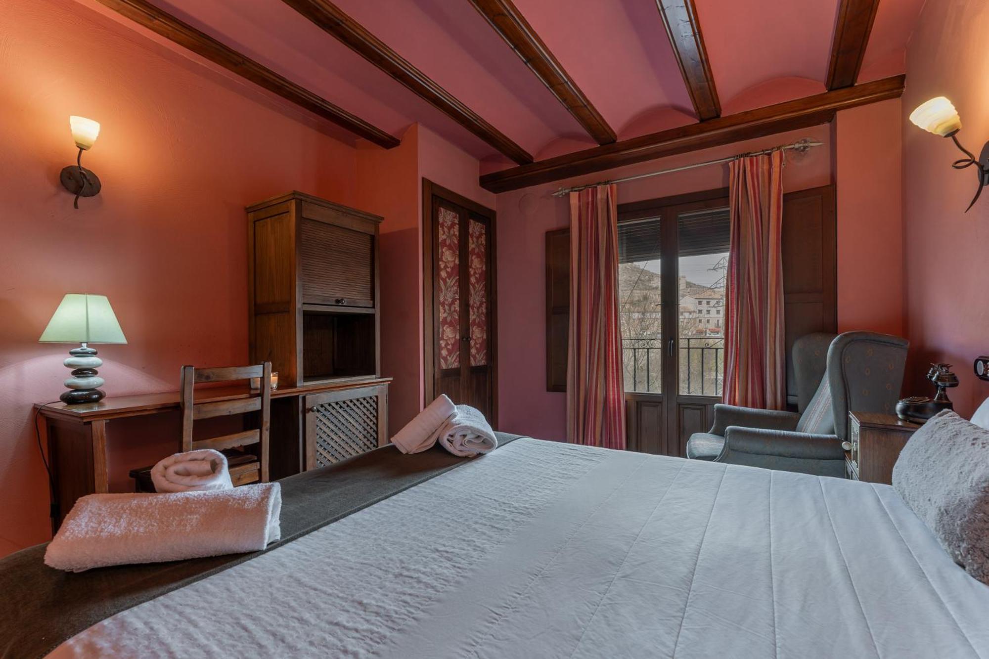Hotel - Restaurante Prado Del Navazo Albarracín Eksteriør billede